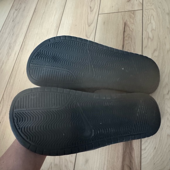 Nike Black Slides with White Swoosh Logo - Picture 2 of 2